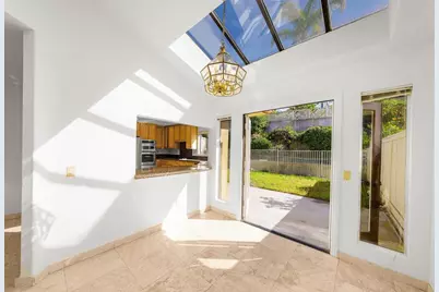 1465 Caminito Solidago, La Jolla, CA 92037 - Photo 9