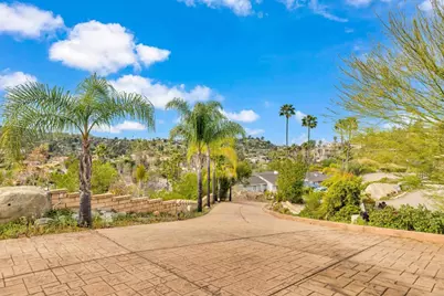 1426 Hidden Mesa View Drive, El Cajon, CA 92019 - Photo 47