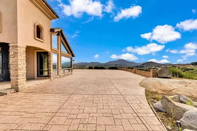 1426 Hidden Mesa View Drive, El Cajon, CA 92019 - Photo 39