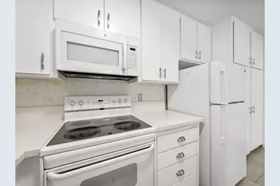 6390 Rancho Mission Road #202, San Diego, CA 92108 - Photo 3