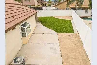 1584 Napoli Way, San Jacinto, CA 92583 - Photo 5