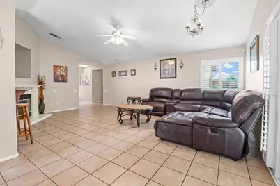 1584 Napoli Way, San Jacinto, CA 92583 - Photo 9