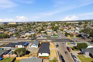 702-4 Oaklawn Ave, Chula Vista, CA 91910 - Photo 45