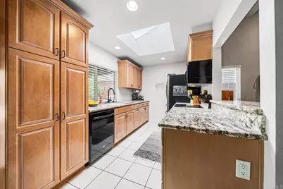 6880 Barker Way, San Diego, CA 92119 - Photo 11