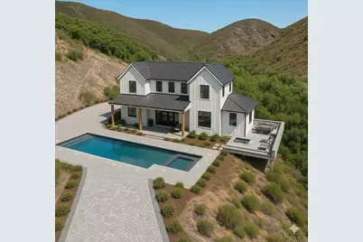  El Calamar, Temecula, CA 92590 - Photo 1