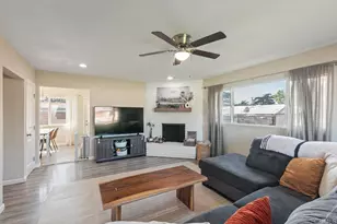 8055 Haven Dr, Lemon Grove, CA 91945 - Photo 15