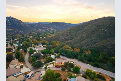 306 Almyra Road, El Cajon, CA 92019 - Photo 35