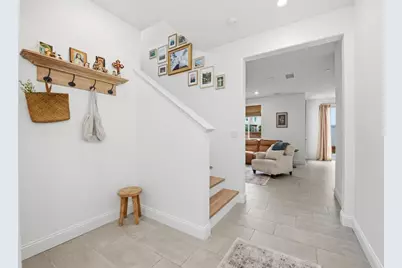 1508 Laurelwood Way, Oceanside, CA 92056 - Photo 3