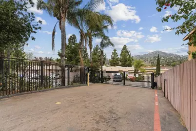 9860 Dale Ave #D7, Spring Valley, CA 91977 - Photo 25