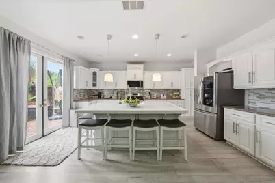 332 Monument Parkway, Perris, CA 92570 - Photo 7