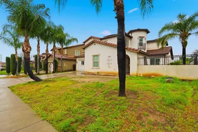 332 Monument Parkway, Perris, CA 92570 - Photo 5