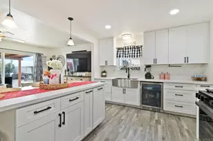 8179 Knollwood Rd, San Diego, CA 92114 - Photo 11