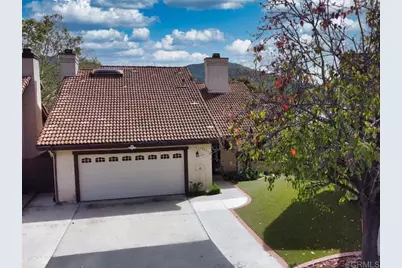 10027 Vallata Court, Spring Valley, CA 91977 - Photo 3