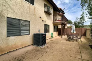 10027 Vallata Ct, Spring Valley, CA 91977 - Photo 11