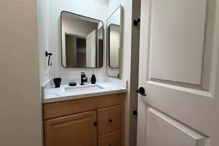 160 E St, Chula Vista, CA 91910 - Photo 5