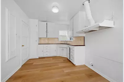 14151 La Rue Street, San Fernando, CA 91340 - Photo 9