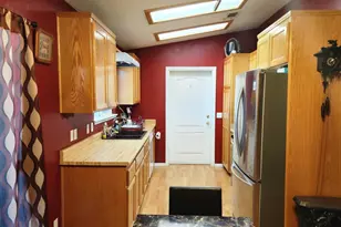 18062 Hackberry St, Hesperia, CA 92345 - Photo 9