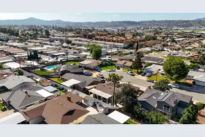 1617 Plumeria Drive, El Cajon, CA 92021 - Photo 9