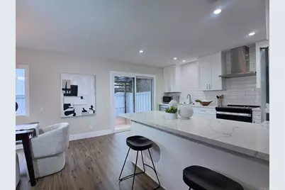 3274 Caminito Ameca, La Jolla, CA 92037 - Photo 5