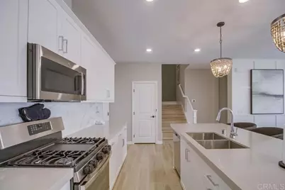 2304 Trevi Cir, Chula Vista, CA 91913 - Photo 29