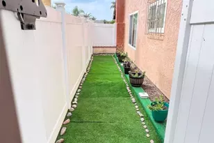 1735 Plaza Crest Ridge Rd, San Diego, CA 92114 - Photo 3