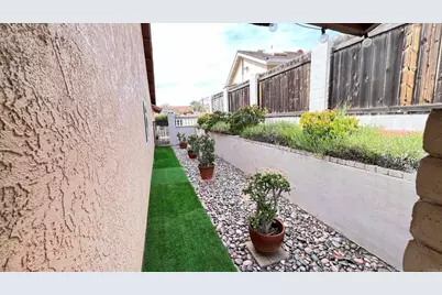 1735 Plaza Crest Ridge Road, San Diego, CA 92114 - Photo 9