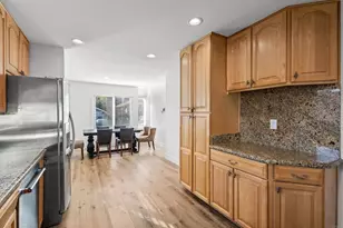 22945 Magnolia Glen Dr, Valencia, CA 91354 - Photo 9