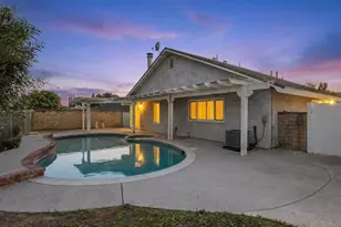 22945 Magnolia Glen Dr, Valencia, CA 91354 - Photo 3