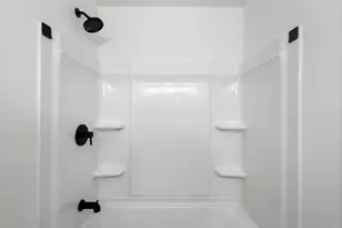 22945 Magnolia Glen Dr, Valencia, CA 91354 - Photo 27