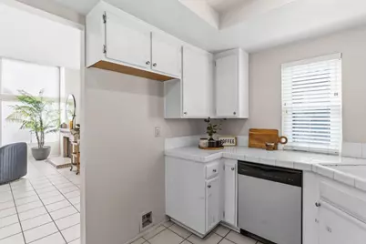 609 Mustang Glen, Escondido, CA 92027 - Photo 7