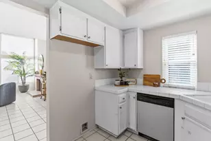 609 Mustang Glen, Escondido, CA 92027 - Photo 7