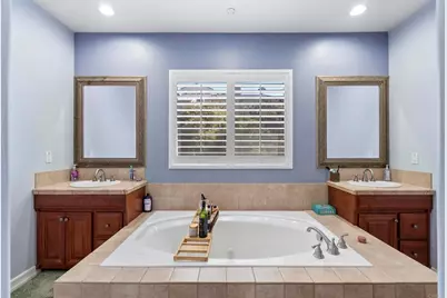 1621 Portola Avenue, Spring Valley, CA 91977 - Photo 27