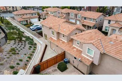 7283 Isabella Villa Court, Highland, CA 92346 - Photo 49