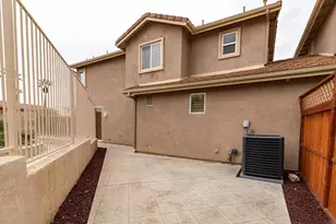 7283 Isabella Villa Ct, Highland, CA 92346 - Photo 35