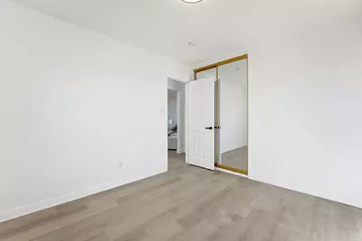 1425 Morenci Street, San Diego, CA 92110 - Photo 21