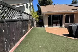 1612 Bridgeview Dr, San Diego, CA 92105 - Photo 17