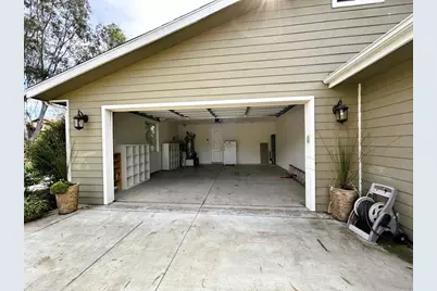 2400 Kauana Loa Dr, Escondido, CA 92029 - Photo 5