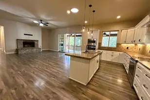 2400 Kauana Loa Dr, Escondido, CA 92029 - Photo 9