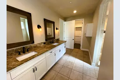 2400 Kauana Loa Dr, Escondido, CA 92029 - Photo 17