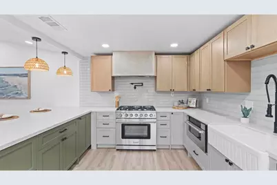 8975 Gramercy Drive, San Diego, CA 92123 - Photo 9