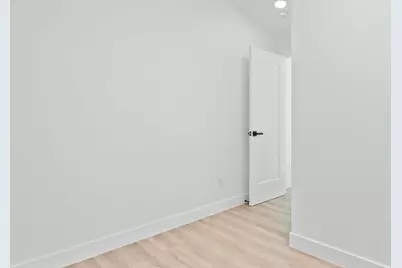 8975 Gramercy Drive, San Diego, CA 92123 - Photo 41