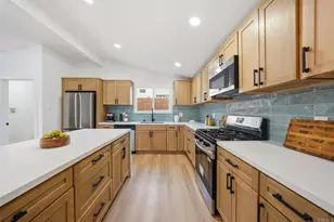 2828 Mission Village Dr, San Diego, CA 92123 - Photo 13