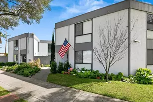 909 Olive Ave, Coronado, CA 92118 - Photo 43