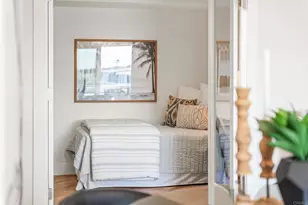 90 Montego Ct, Coronado, CA 92118 - Photo 23