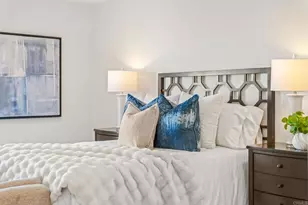 90 Montego Ct, Coronado, CA 92118 - Photo 37