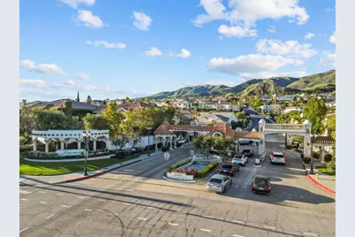 20300 Via Urbino, Porter Ranch, CA 91326 - Photo 35