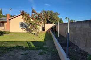 13713 Deer Hill Pl, Moreno Valley, CA 92553 - Photo 9