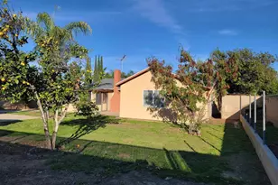 13713 Deer Hill Pl, Moreno Valley, CA 92553 - Photo 3