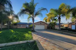 13713 Deer Hill Pl, Moreno Valley, CA 92553 - Photo 1