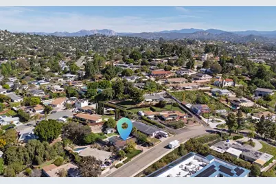 10274 Madrid Way, Spring Valley, CA 91977 - Photo 11